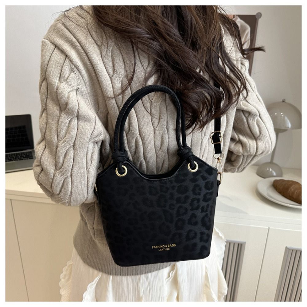 Portable Leopard Print Shoulde - Leather Backpack Vintage recension och pris
